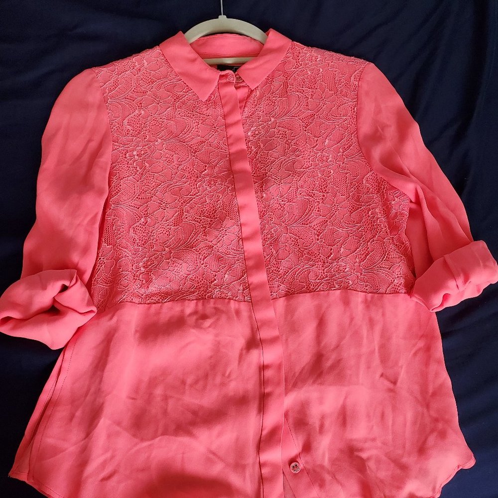NWT Dolce Vita lace blouse - Small
